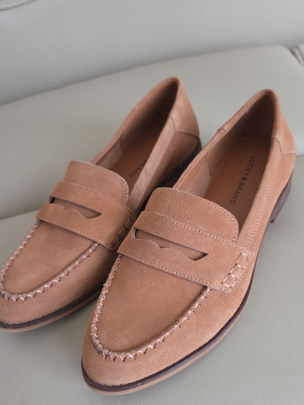 Lucky Brand Women's Tan Suede Penny Loafers Size 7M